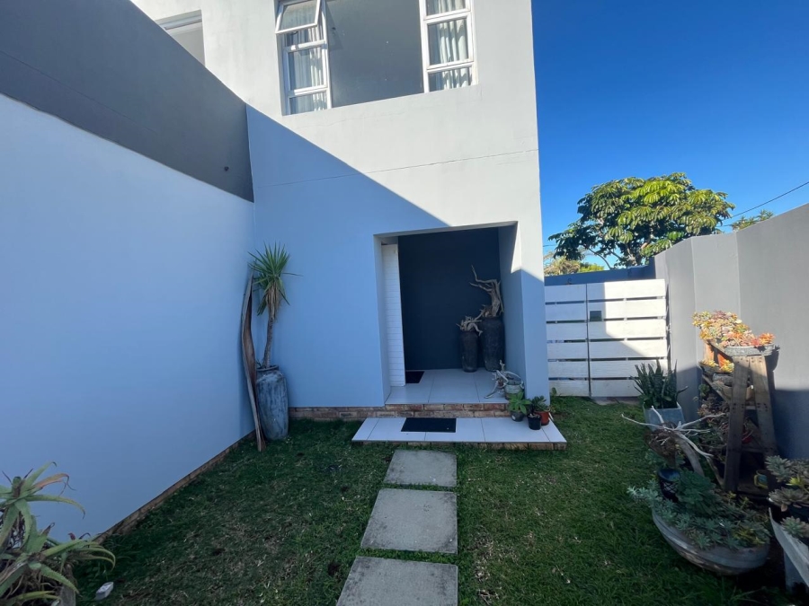 3 Bedroom Property for Sale in Nahoon Eastern Cape